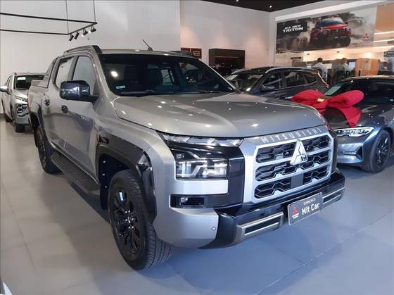 MITSUBISHI TRITON 2.4 BITURBO DIESEL CD KATANA 4X4 AUTOMÁTICO